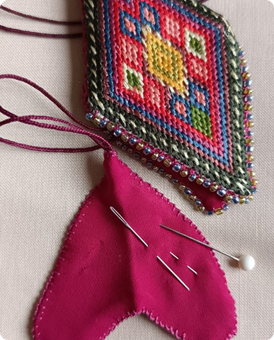 Վասպուրականի կար ասեղնագործություն